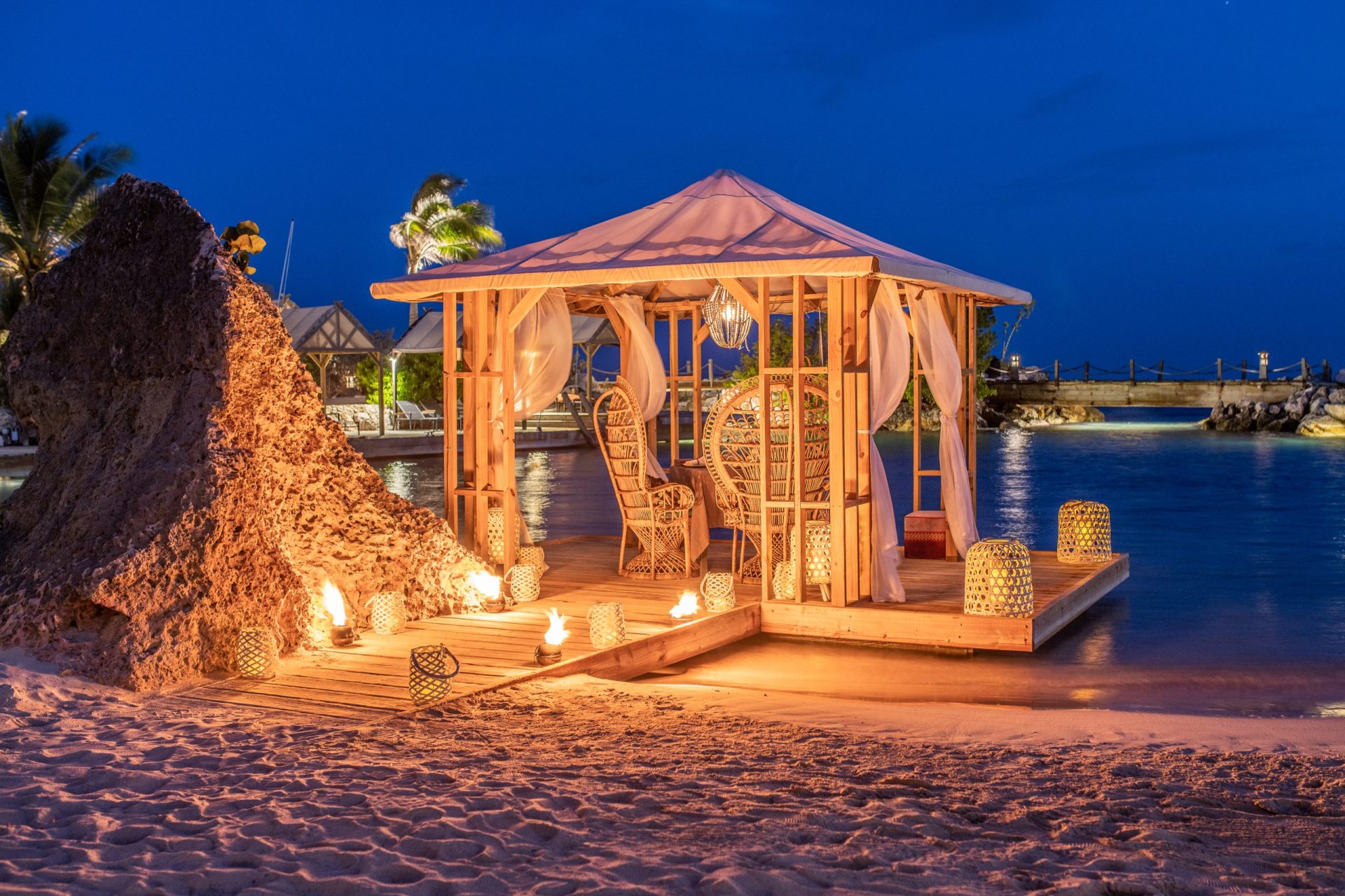 calming beach lights