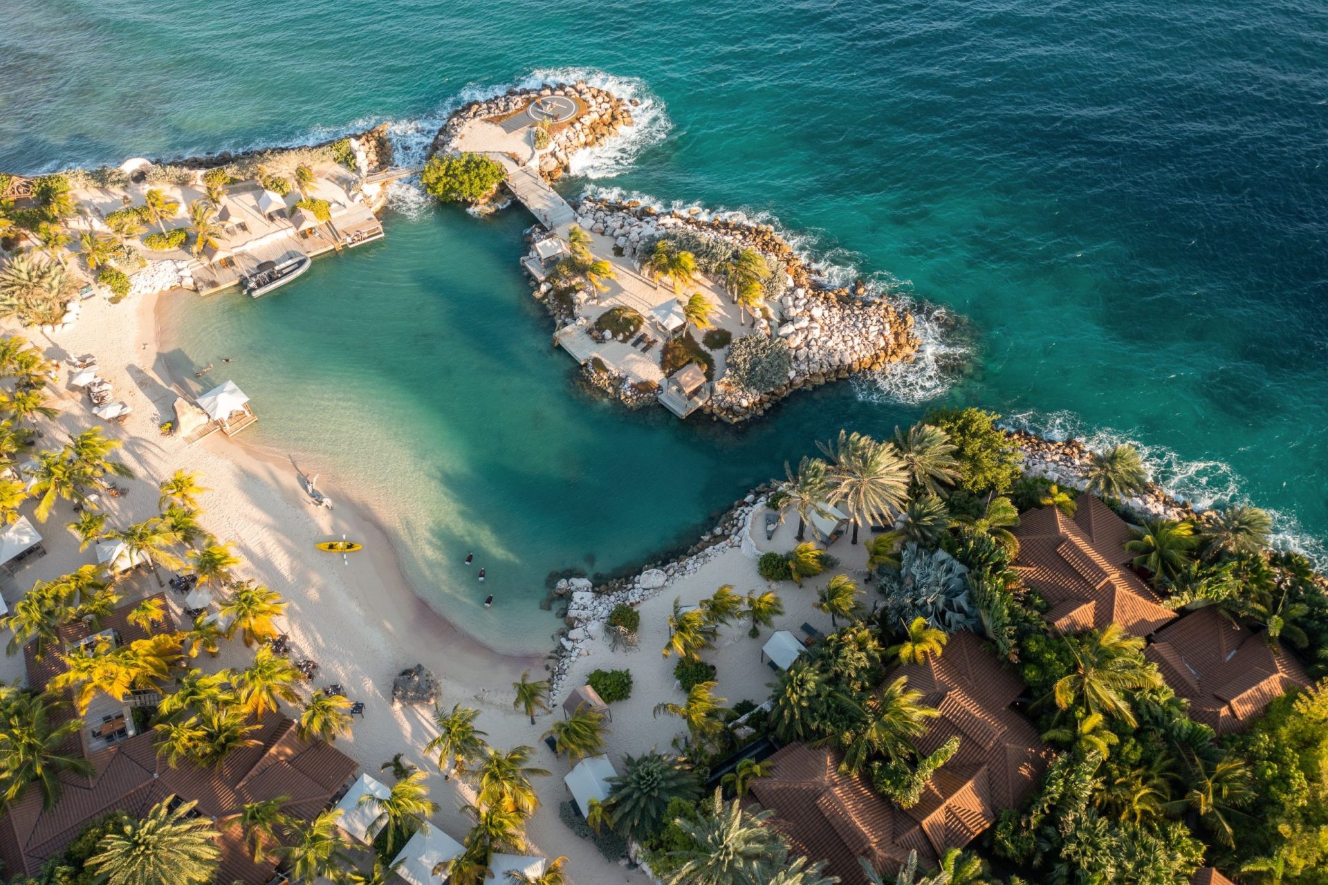 beautiful getaway resort in the caribbean